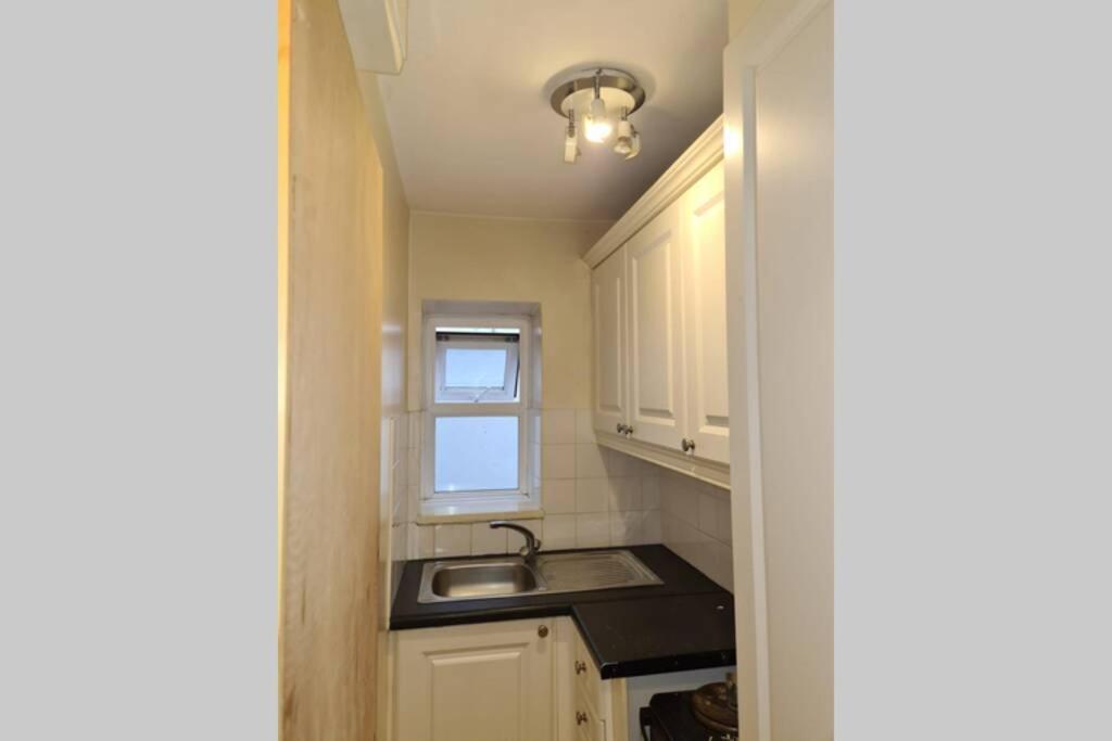1 Bed Room Apartment Dublin Eksteriør billede